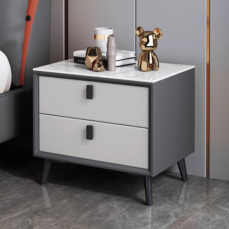 Solid Wood Nightstand 2 Drawers - Table de chevet en bois massif