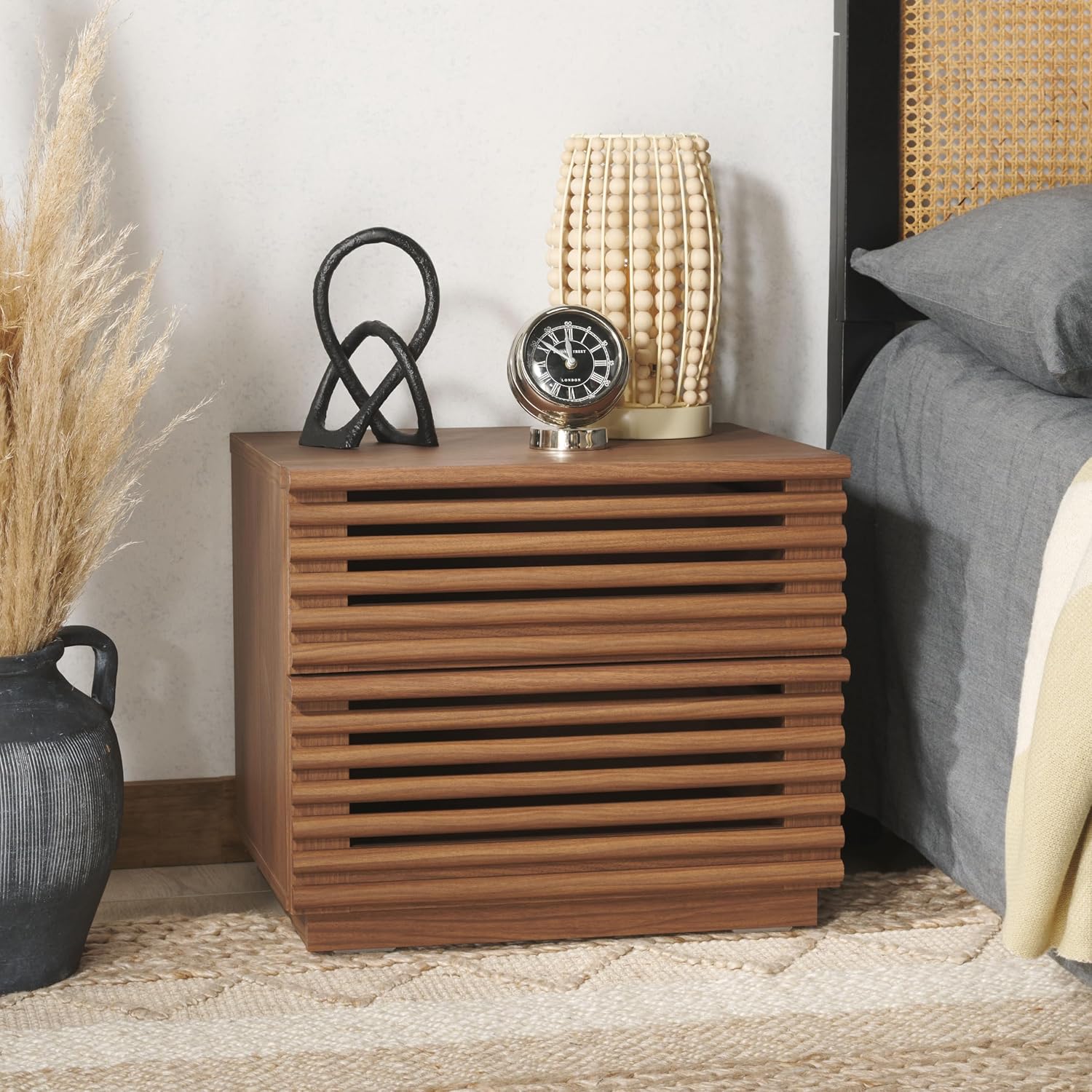 Table de chevet Averi en noyer - Solid Wood Nightstand 2 Drawers avis et prix